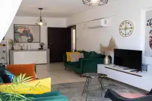 Seaview Harmony Apartments, Larnaka