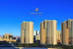 Amalz 1 Bedroom 2 Bathroom Balcony Suites at Mgm Signature !, Las Vegas