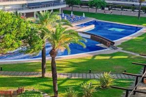 Seafront apartment in S'Abanell Central Park, Blanes