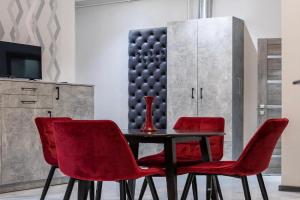 Vidfort Leontovicha Apartments, Lvov