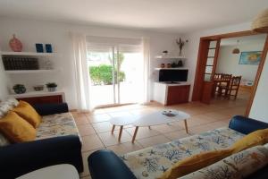 APTO. DOBLE PLANTA BAJA CON ACCESO A LA PISCINA Apartments, Isla de Canela