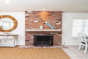 210 Opal Ave Front House, Newport Beach