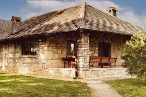 ENIGMA Guest house, Rednek