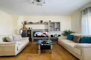 George House, Archangelos