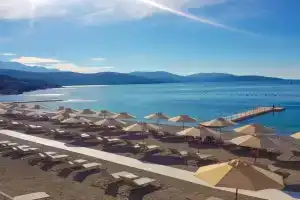 LUSTICA BAY GARDEN APARTMENT, Centrale, Radovic