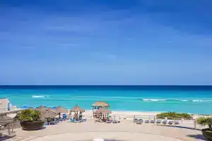 Villa Aurora Beautiful Beachfront Apartment, Cancun