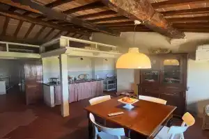 Appartamento centro storico La Pulcianella con vista mozzafiato Apartments, Montepulciano