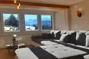 Apartment Chalet Im sunnigen Usblick, Wengen