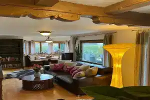 Alpen Suite Tegernsee - große Sonnenterasse und idyllischer Garten Apartments, Bad Wiessee