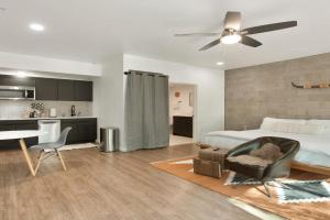 Tempe Lofty Studios, Scottsdale