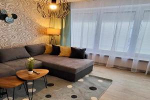 4Rooms Central-Modern near MTU with Balcony, The Beach by Lakescape FeWos, Friedrichshafen