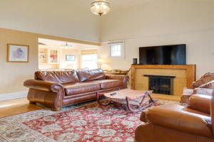 Charming Home Less Than Half-Mi to Downtown! Guest house, Durango