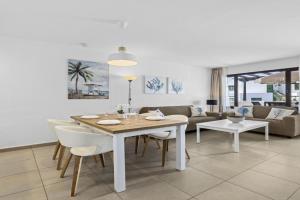 Casahost Bastian Boutique I Seaview, Costa Teguise