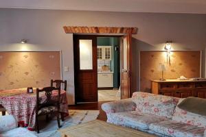 Charlotte Apartment, Tarnow