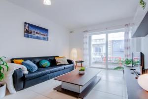 Prime Location, Modern Apartment in St Julian's, Paceville, APT 8 by Vaganza, Pembroke