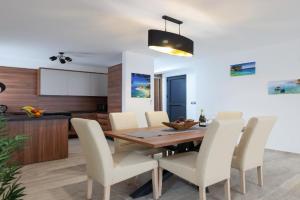 Resort Mirakul II., Vir