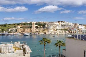 Seaview, Beautiful 3BR Apt 1 Apartments, Marsaskala