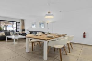 Casahost Bastian Boutique II Seaview, Costa Teguise