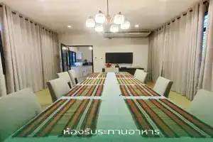 Bann White Chalet Khaoyai, Ban Mu Si