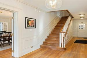 Kathryn Winstead at Southmoreland on the Plaza Hotel, Kansas City