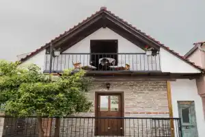 Tianna House, Iraklitsa