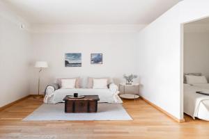 Cozy, spacious and calm apartment - top location, Helsinki