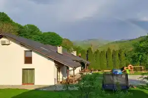 Tilovite kshchi Villa, Ribarica