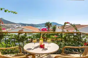 Korsan Apartment No.12, Kalkan