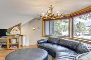 Telluride Condo Walk to Lift, Bear Creek, and More! Apartments, Telluride