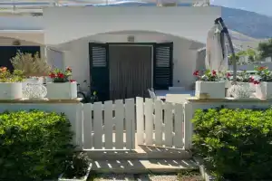 Le Palme House, Isola delle Femmine