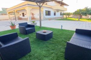 Villa La Sosta - 150m dal mare - Patio Privato e Areal Relax, Arenella