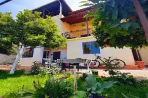 Guest House Noah&Kristel, Berat