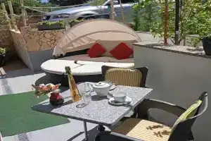 Guest House Helena close to Beach, KRK