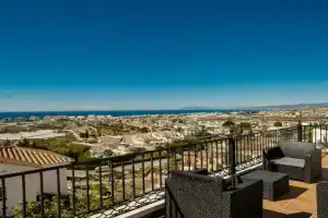 Villa Sea Breeze by Solset, Torrox