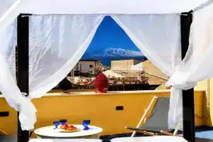 Home 29 City Center Guest house, Taormina