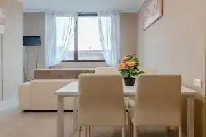 Regina Apartment by Toh Solution, Torino