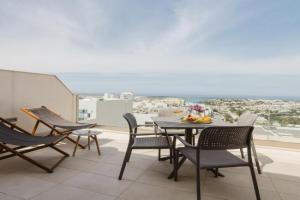Fl9 TheLODGE-Sea View w HUGE Terrace by Homely, Mellieha