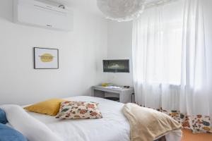 Casa Fiordaliso - City - by Host4U, Pavia