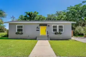 323 W Zarragossa Guest house, Pensacola