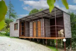 Vorontsovskaya dacha Tourist base, Kalinovoe Ozero