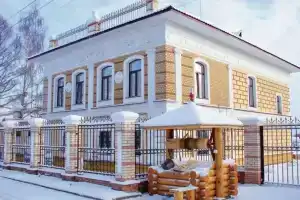 Hotel Domy Mastera Petryaeva, Vyatskoye