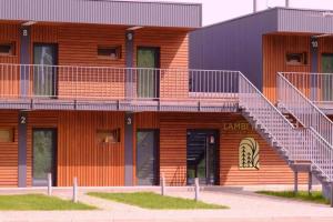 Lambi Park Eco Hotel, Shuya