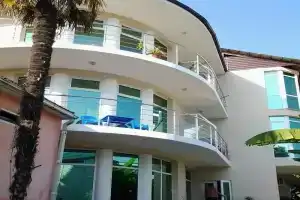 Zolotoy yakor Hotel, Lazarevskoye