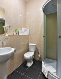 Mon Ami na Marksistskoy - 12