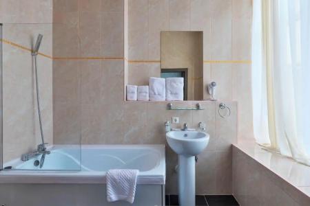 Mon Ami na Marksistskoy - 24