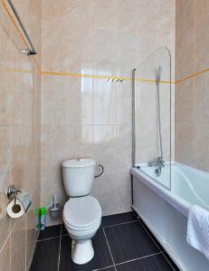 Mon Ami na Marksistskoy - 28