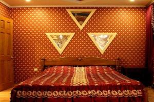 Karat Hotel, Bychikha