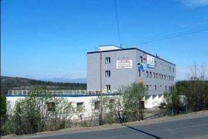 Severnoye Siyaniye Hotel, Nikel