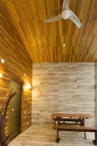 Turisticheskiy kompleks Pripyatskiy stan - 6