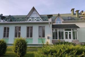 Recreation center Druzhba, Mochany